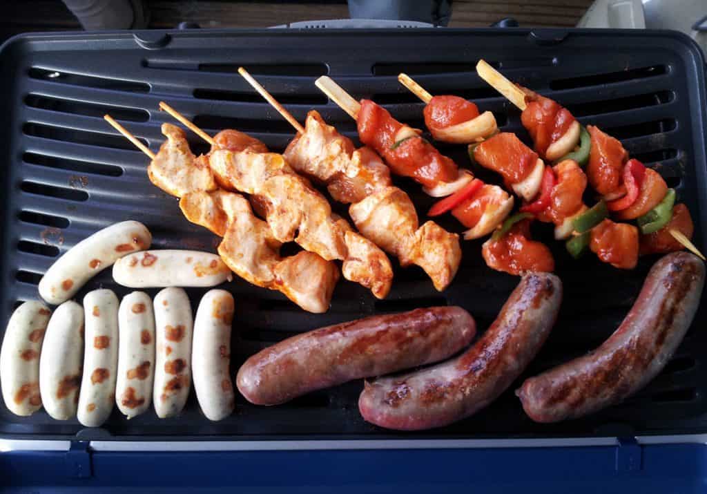 CharBroil vs. er Gas Grills Comparison [2024]