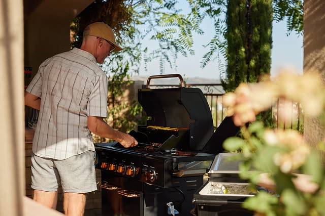 Best 2-Burner Gas Grills In 2024: Buyer'S Guide &Amp; Reviews 2 Outdoor Cookout With Gas Burner Grills