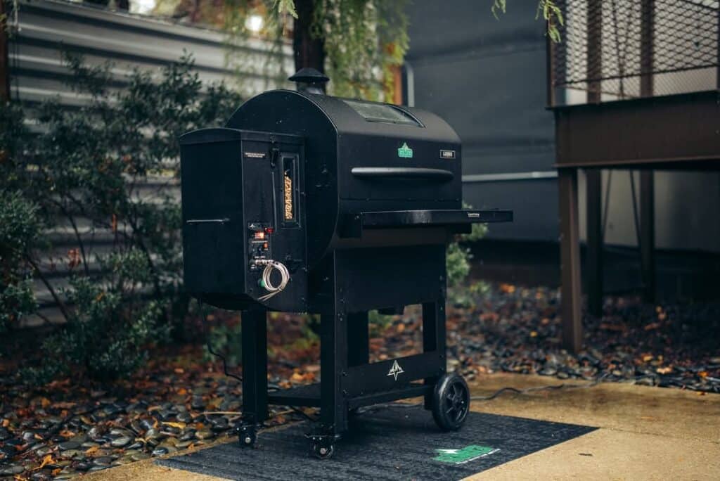 Green Mountain Davy Crockett Wood Pellet Grill