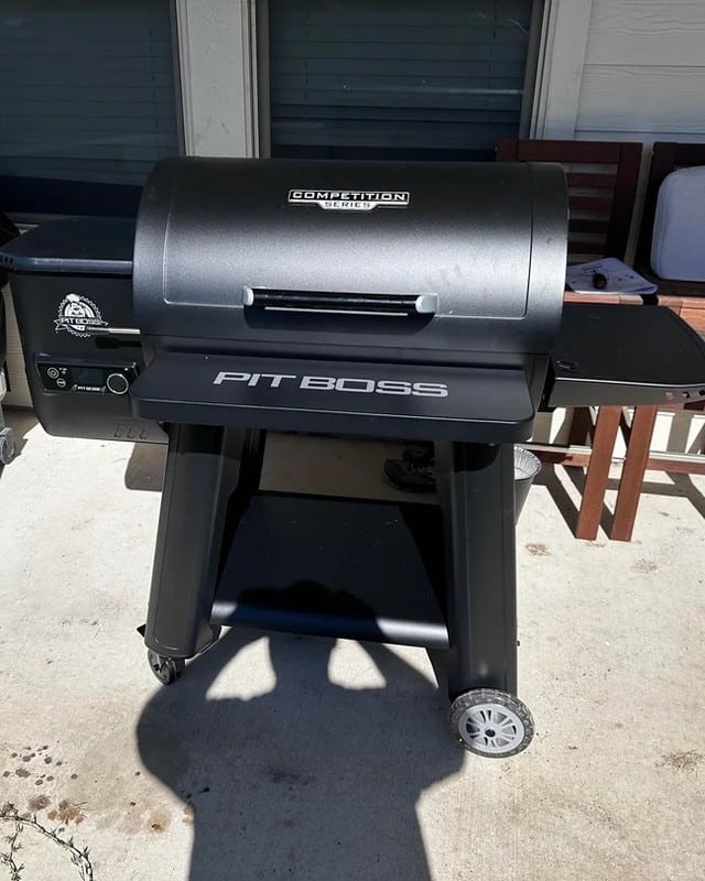 Pit Boss Pro Series 820 Grill