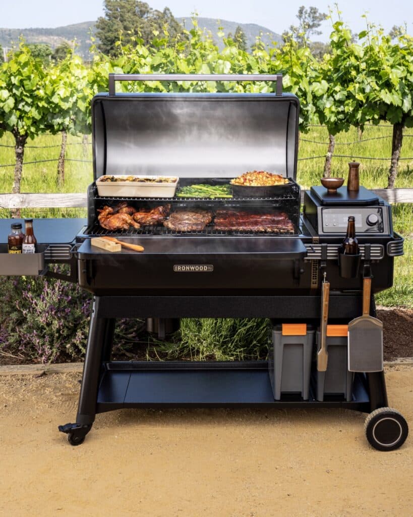 Traeger Grills Ironwood 885
