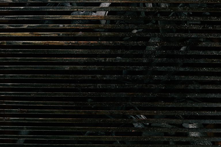 How to Clean Cast Iron Grill Grates for the Next Use