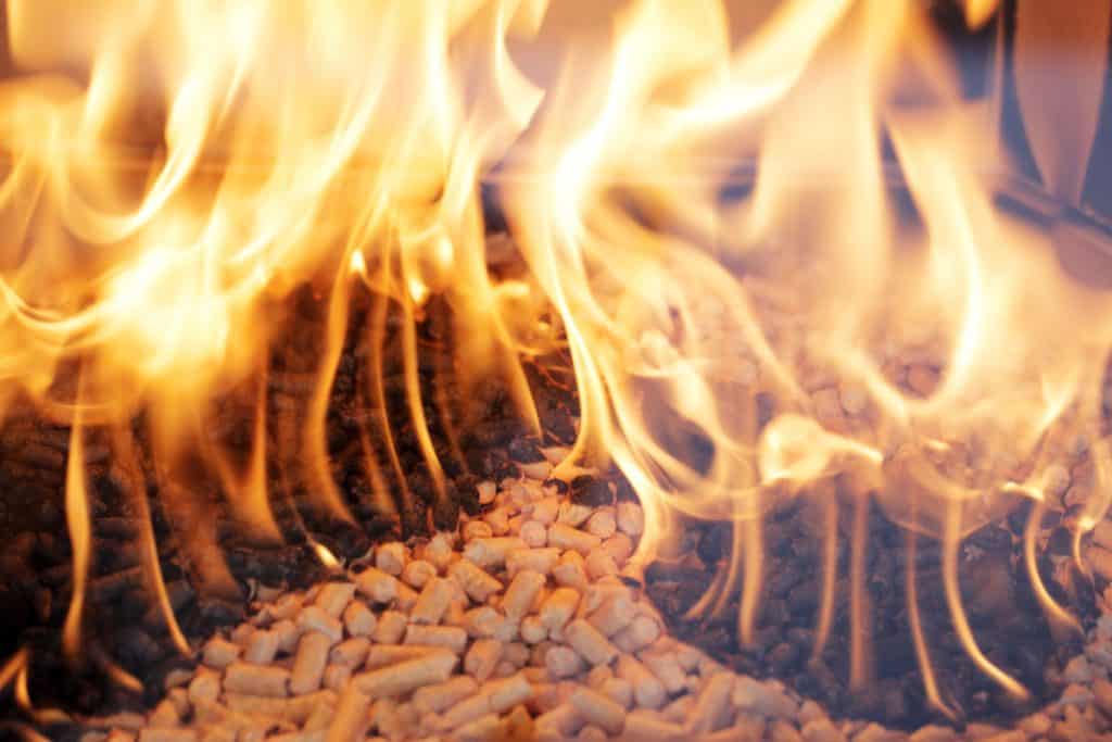 wood pellets burning