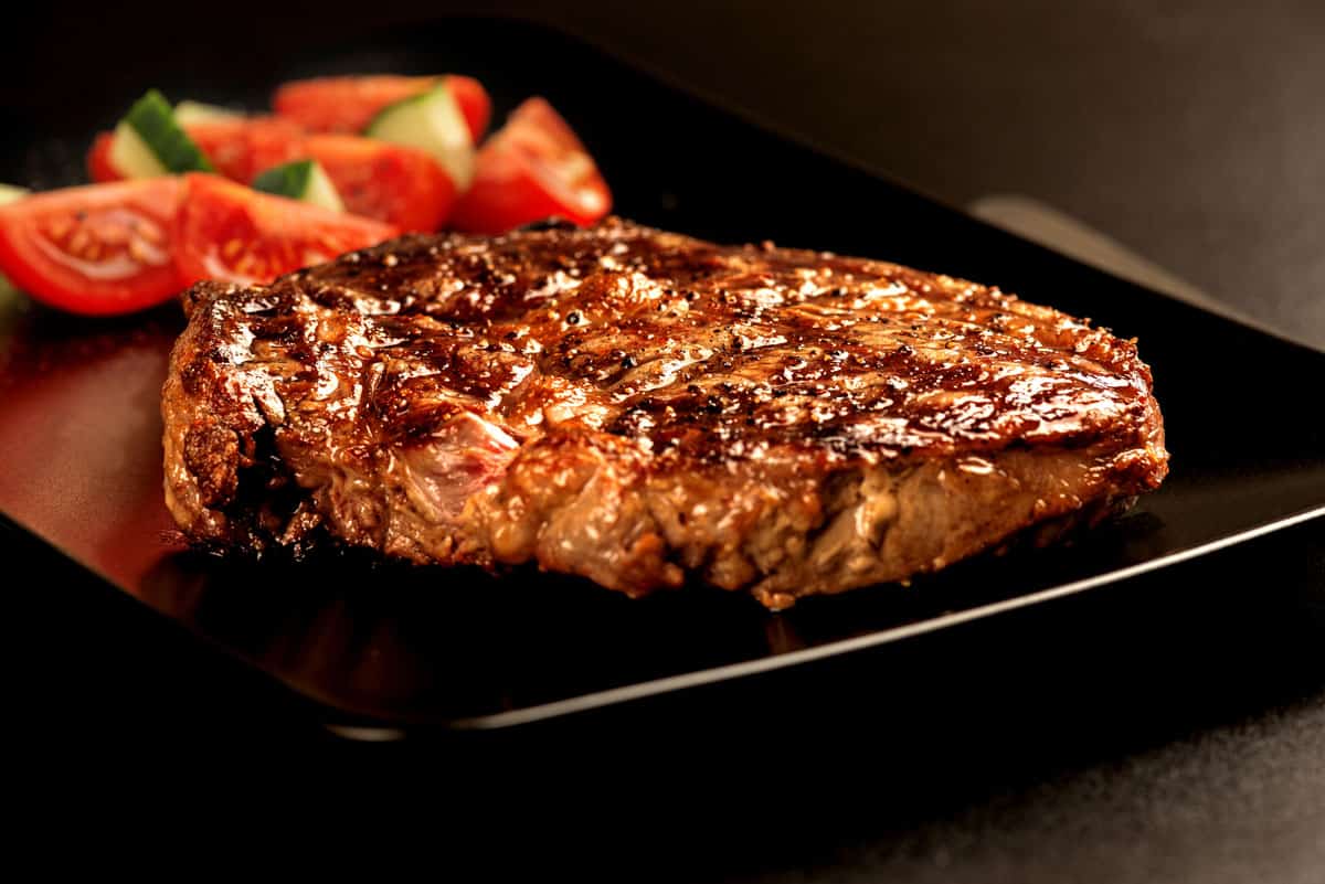 How To Keep Steak Warm Before Serving, And Other Tips