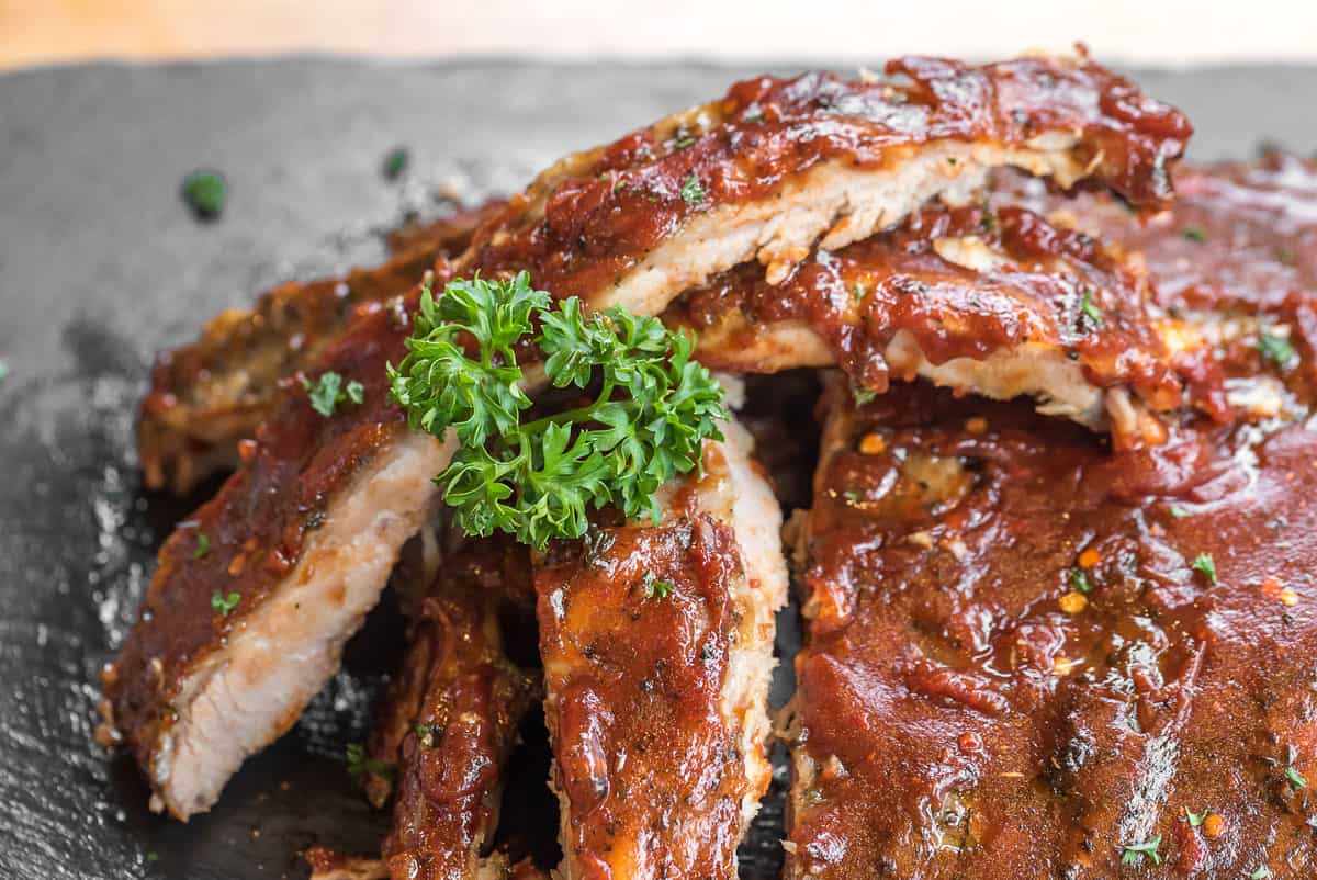 How Many Slabs Of Ribs Come In A Case? A Buyer's Guide