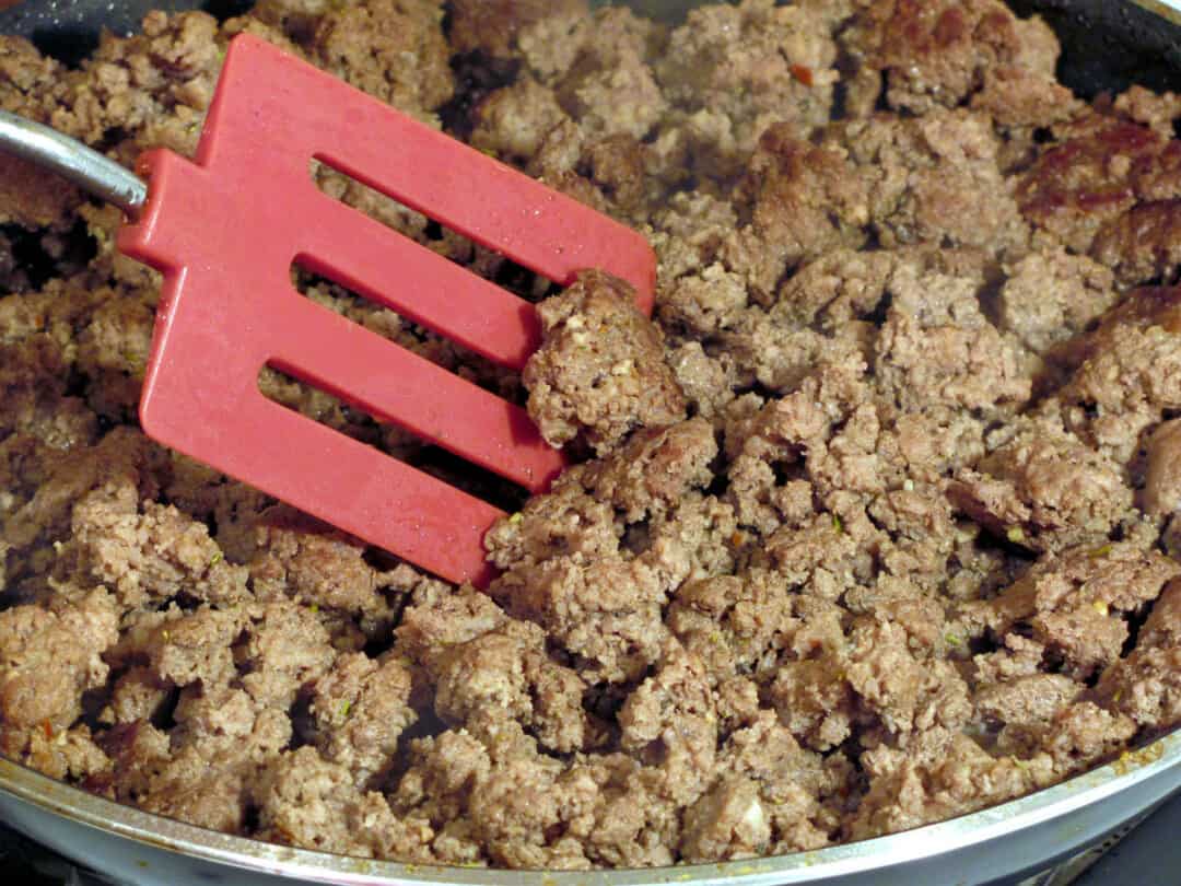 Do You Need Oil to Cook Ground Beef or Is It Fatty Enough?