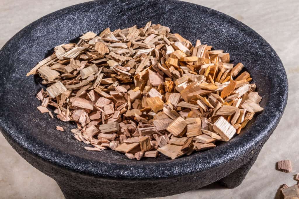 how much wood to smoke a turkey