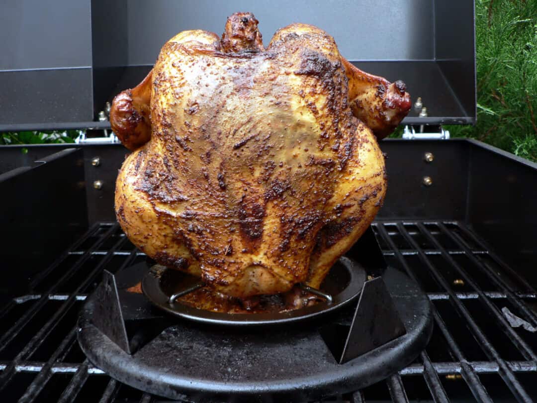 What To Spray On Chicken While Smoking, And Why It Matters
