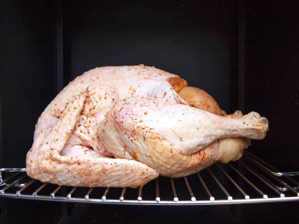can you leave a turkey uncovered in the fridge