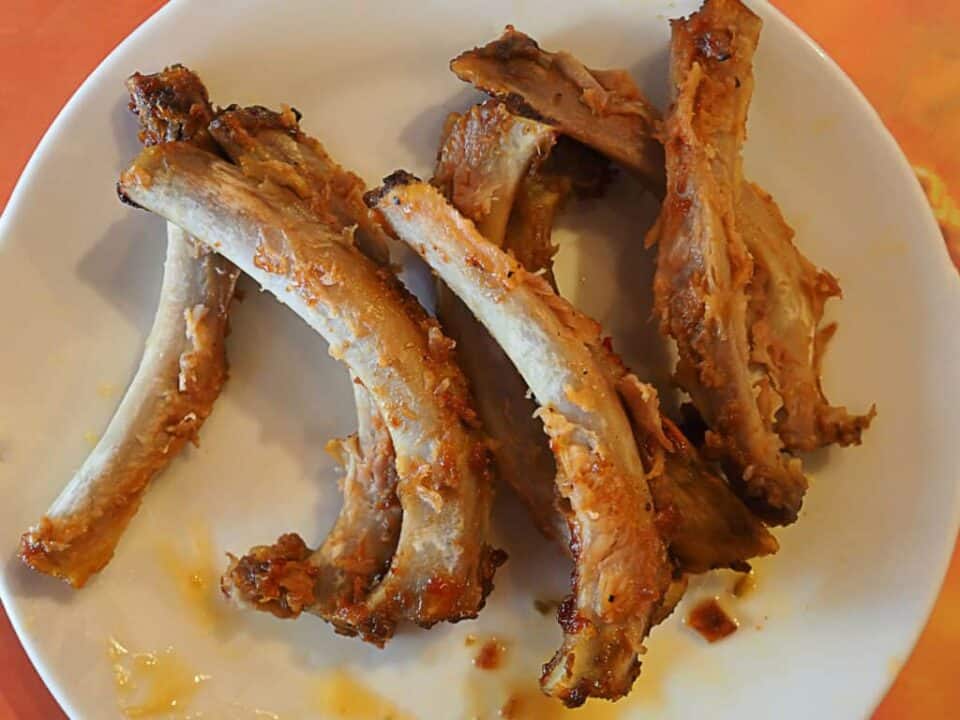 Cooked Ribs Left Out Overnight Are They Still Safe To Eat?