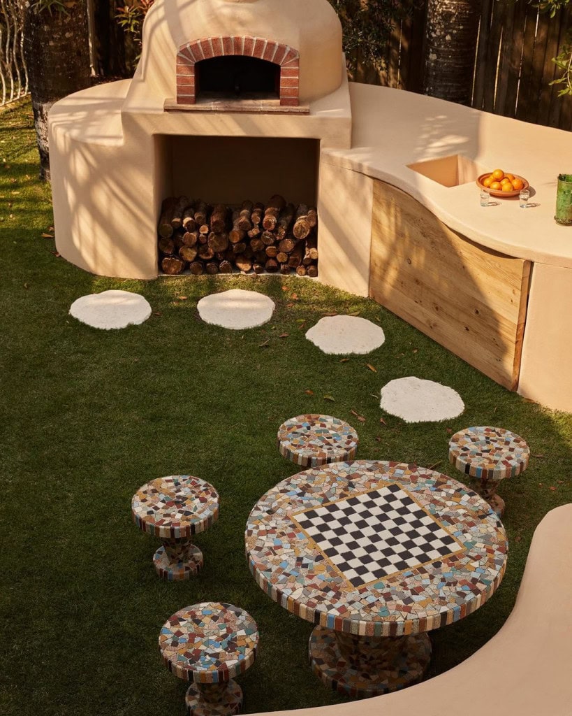 Picture of 15 Trendy Upgrades For A Stunning Luxury Outdoor Kitchen