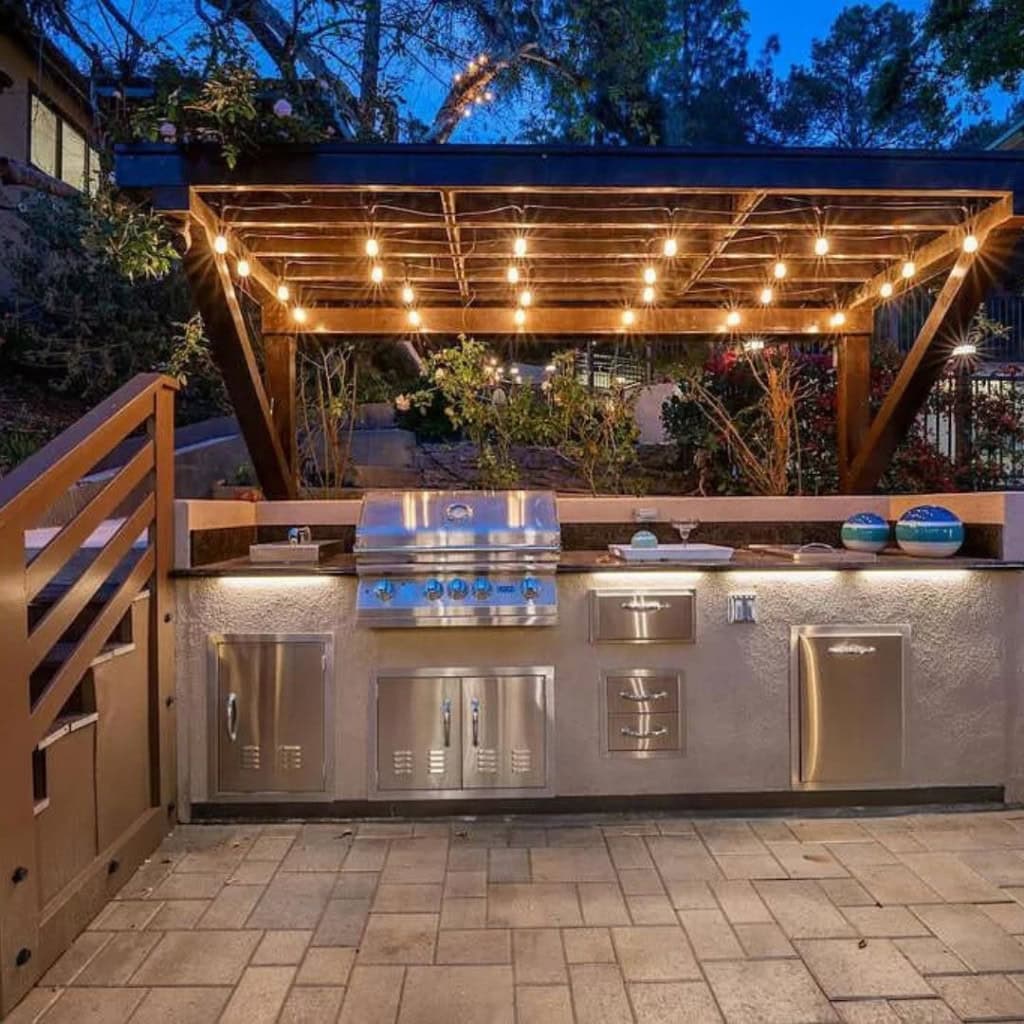 20 Outdoor Kitchen Bar Ideas: Your Backyard’s Best Upgrade