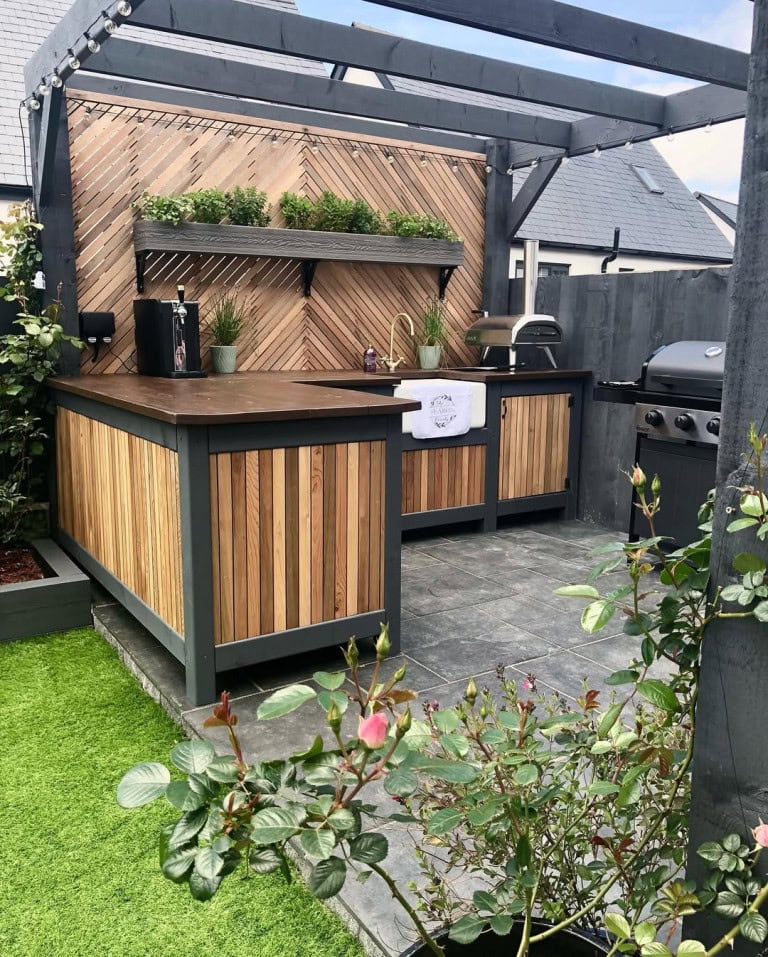 13 Rustic Outdoor Kitchen Ideas for a Cozy Dining Experience