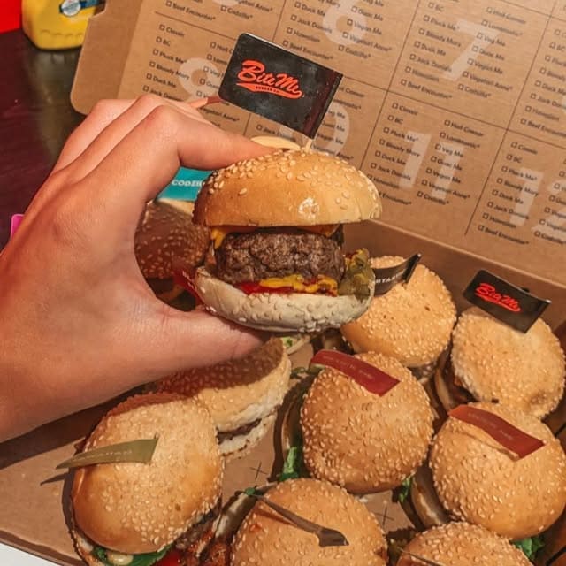 Classic Sliders Mini Burgers
