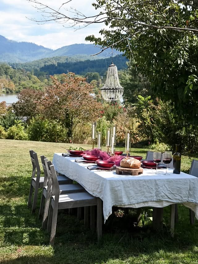 Fall Themed Dining Table Outdoor Kitchen