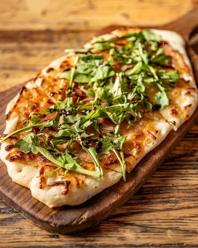 flatbread pizzas for a quick belly fill up