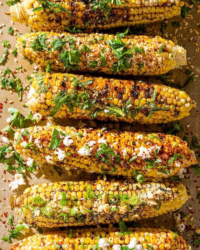 grilled corn cob with butter cheese and scallion 