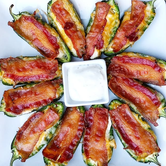 Keto Jalapeno Poppers