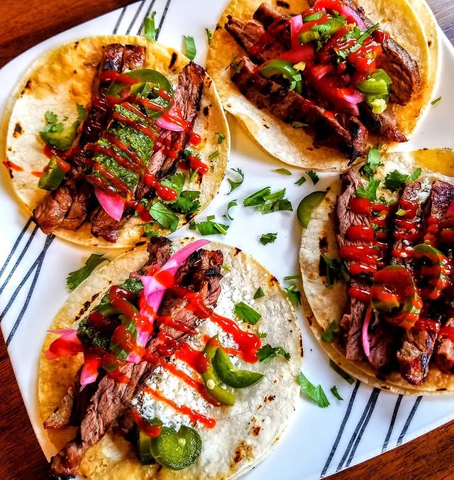 Skirt Steak Tacos With Salsa Verde