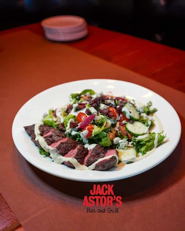 Steak Salad With Blue Cheese Dressing