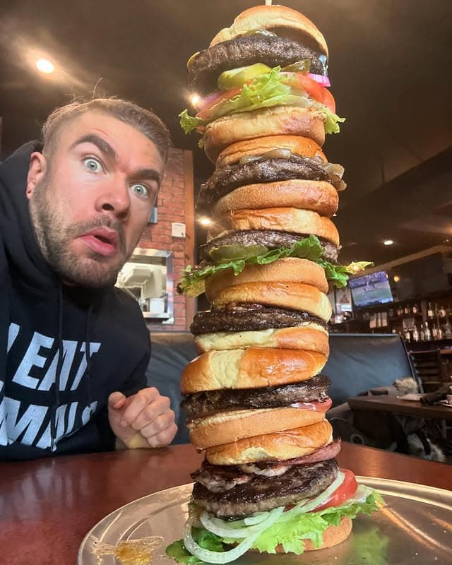 Tallest Cheeseburger Made For Snack Challenge