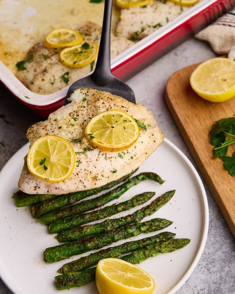 12 No-Fuss Seafood Recipes You’ll Love Cooking For Days On End 6 Baked Garlic Lime Tilapia