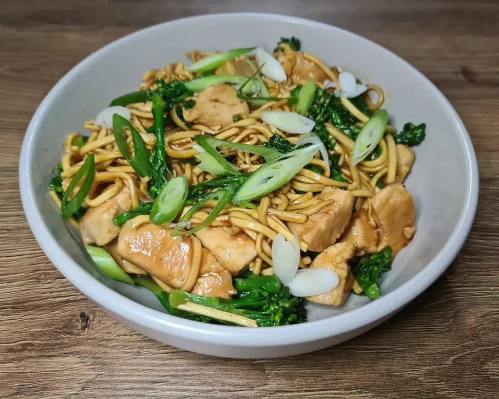 15 Best Noodle Recipes With Chicken, Beef, Or Pork And Veggies 12 Chicken Teriyaki Noodles With Broccoli