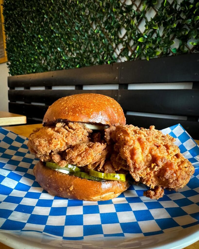 13 Easy Chicken Recipes To Make You Look Like A Pro Chef 9 Crispy Chicken Sandwich