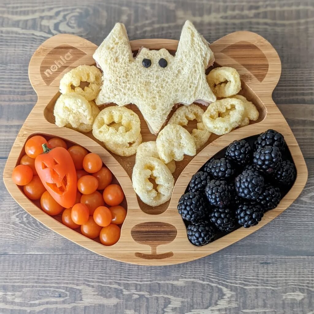 Boo-Cue Party! 15 Halloween Bbq Ideas For Ghouls And Guests 12 Garlic Bats Grilled Flatbread
