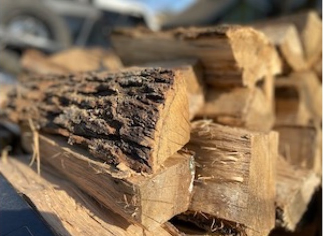 The Expert’s Guide To Bbq Wood: Smoke Profiles, Pairings &Amp; Tips 1 Oak Wood For Bbq Fuel