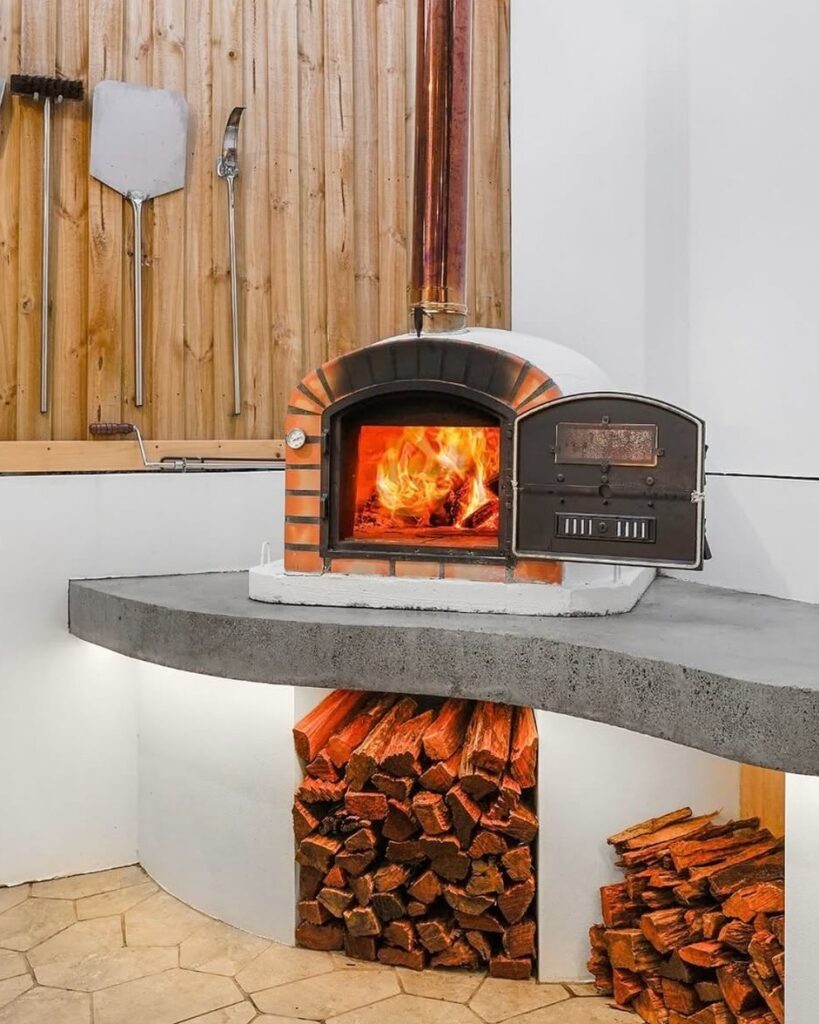 Outdoor Pizza Ovens