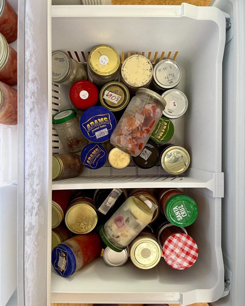 Zero Hour: How Long Does Bbq Last In The Fridge? 1 Putting Bbq Leftovers In Freezer For Reheating