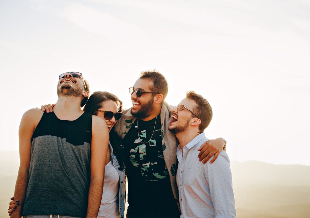 Feeding A Crowd? Here Are 7 Tips On How Much Bbq Per Person 3 Smiling Group Of People Outdoors