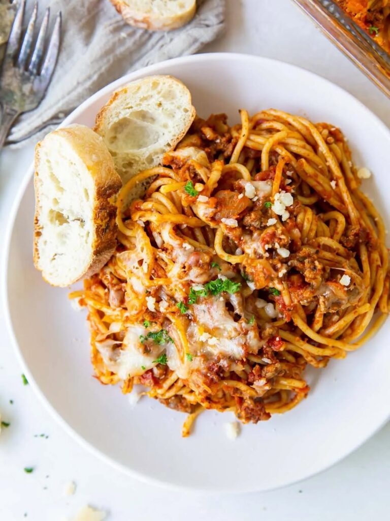 15 Best Noodle Recipes With Chicken, Beef, Or Pork And Veggies 13 Spaghetti With Meat And Vegetable Marinara