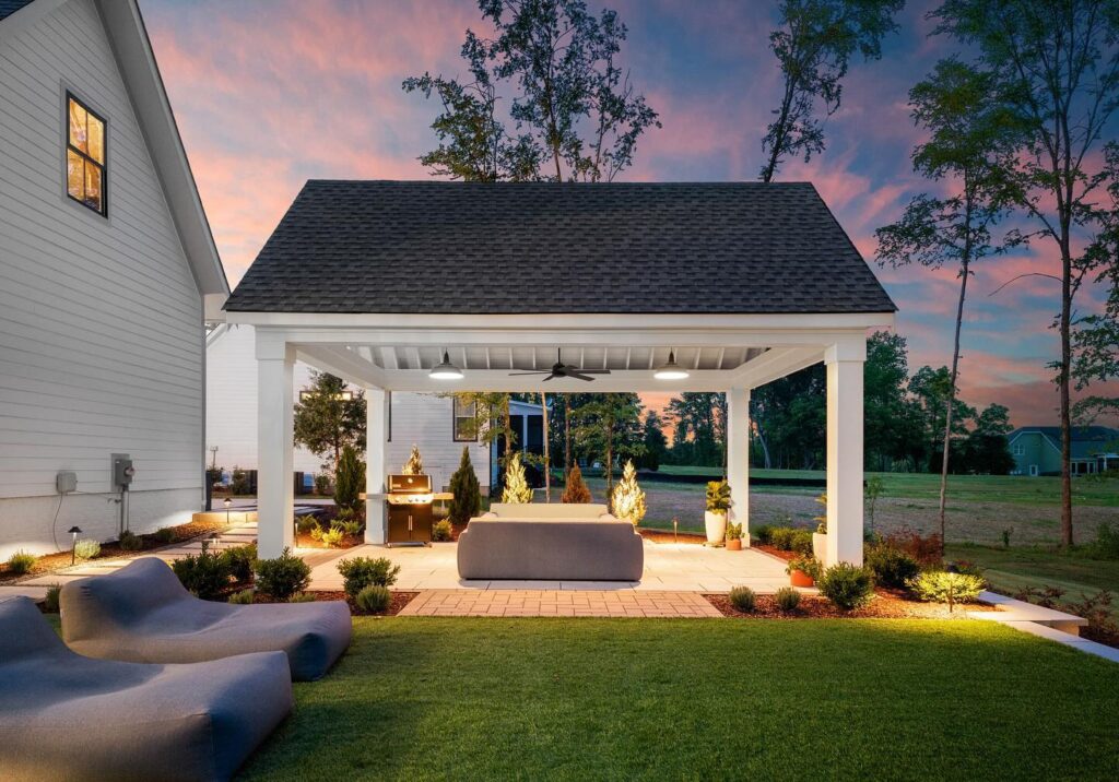 Turn Your Backyard Into A Pizzeria: 17 Outdoor Kitchen With Pizza Oven Ideas 8 The Farmhouse Alfresco Kitchen