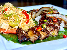 Grilled Pork Liempo With Juicy And Savoury Pancit Canton 1