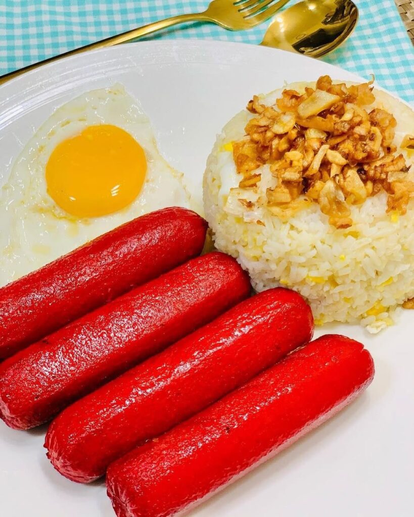 What To Serve With Pork Liempo: 12 Delicious Pairings 6 Sinangag With Sunny Side Up Fried Eggs And Hotdogs