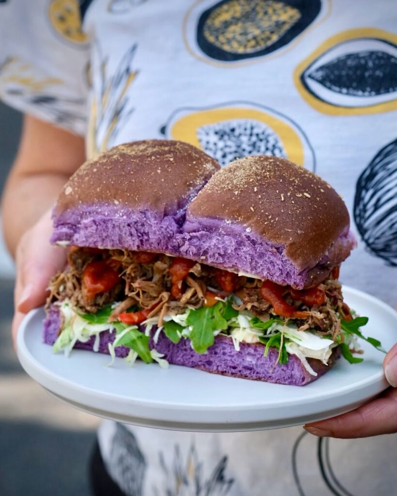 Pulled Pork Sandwich With Slaw