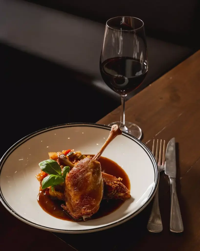 Classic Duck Confit With Crispy Potatoes