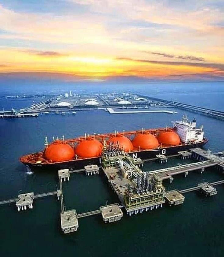 Lng Carrier Ocean Faring Ship