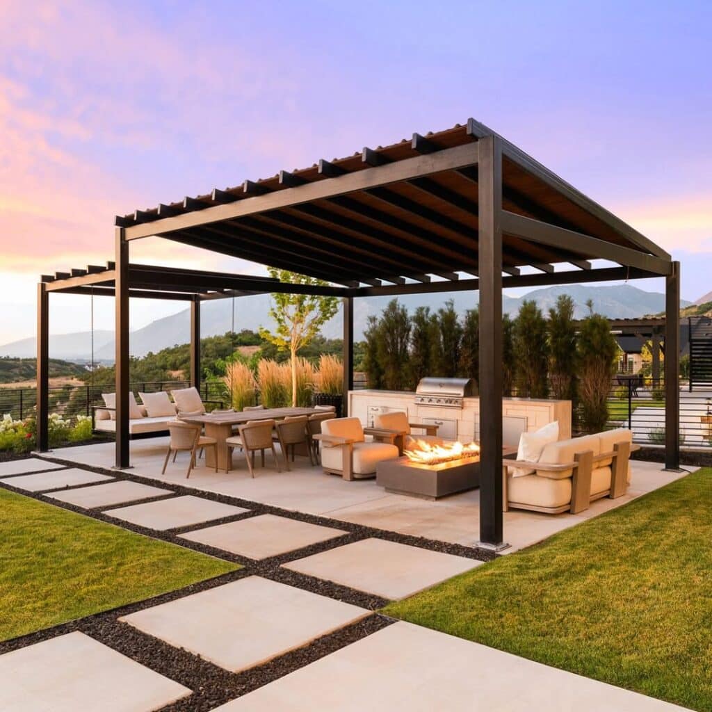 Outdoor Kitchen Drop Zone