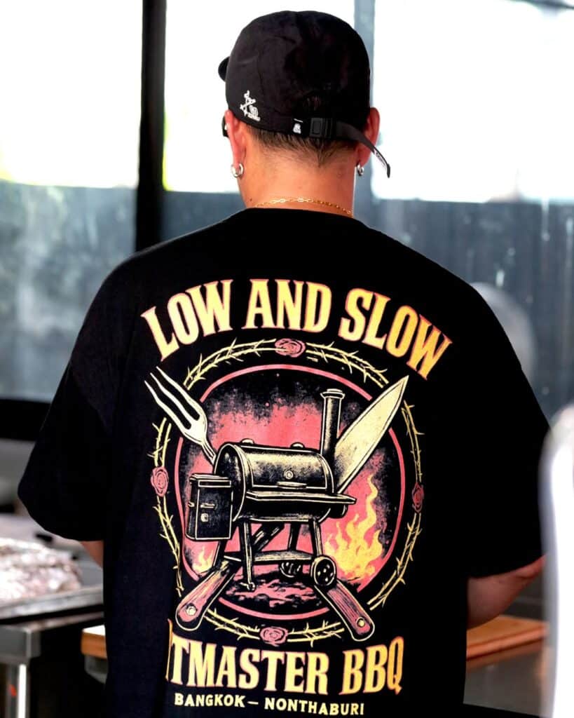 The Physics Of Airflow: Draft, Combustion, And Clean Smoke In Bbq 5 A Pitmaster Grilling Some Meat