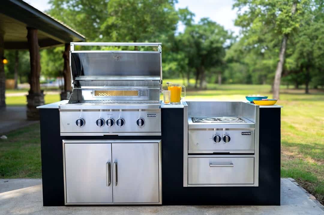 Home 19 Best Coyote Grills To Own