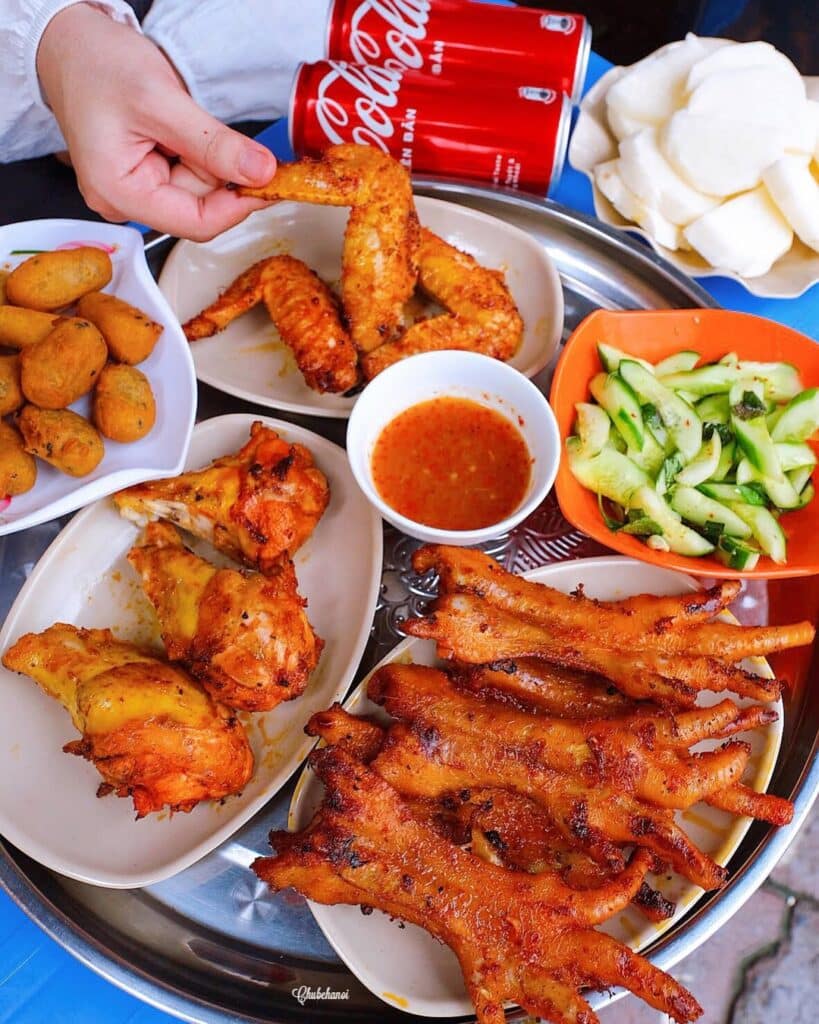 These Vietnamese Street Bbqs Go Hard (Top 10) 8 Canh Ga Nurong Vietnamese Grilled Chicken Wings