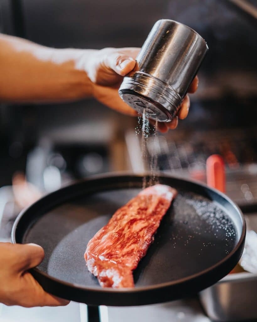 Osmosis And Protein Denaturation: Dry Versus Wet Brining Explained 6 Chef Brining Meat On A Plate