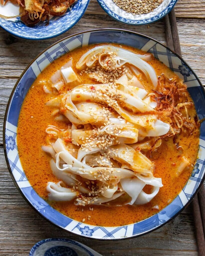 Gai Oh My! Thai Grilled Chicken Done Right 2 Curry Flat Rice Noodles