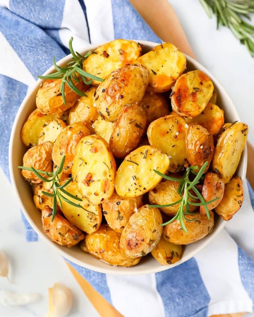 Garlic Rosemary Roasted Potatoes