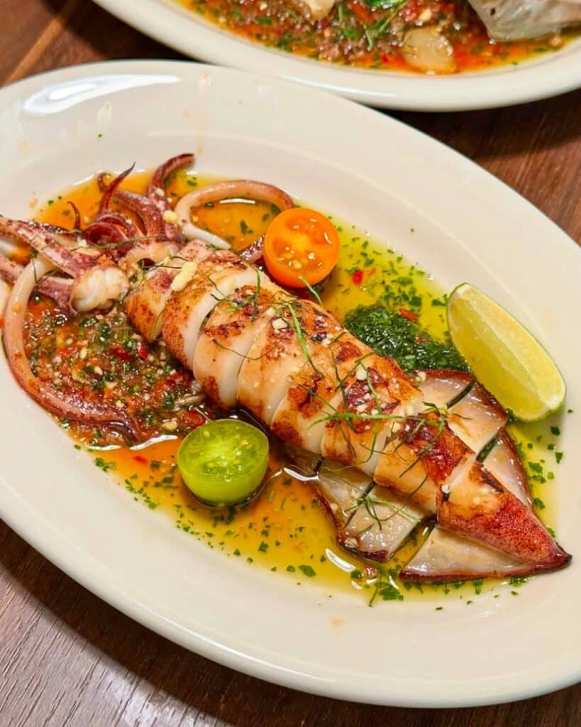 These Vietnamese Street Bbqs Go Hard (Top 10) 4 Murc Nurong Grilled Squid