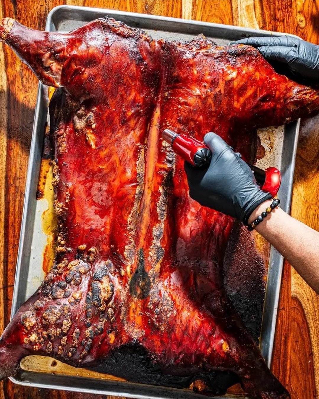 Traditional Whole Hog Pig Pickin&rsquo;