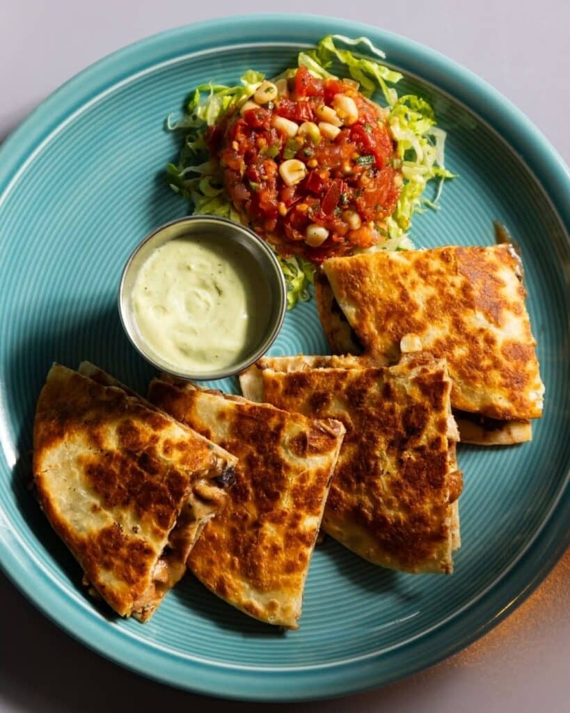 14 One-Hour Bbq Meals For Busy Weeknights (Yes, Really) 1 Bbq Chicken Quesadillas